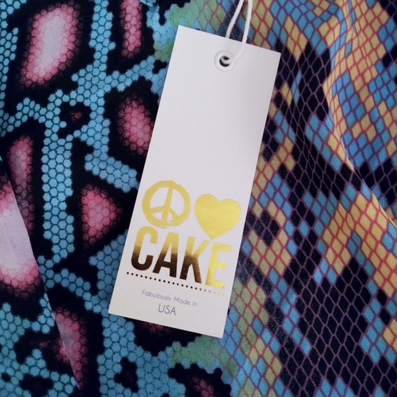 Peace Love Cake Multicolor Animal Print Sleeveless Blouse Front Knot Twist NWT - Picture 2 of 13